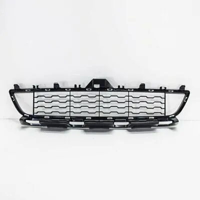 BMW 4 SERİ F32 TAMPON IZGARASI ORTA 51118054503