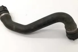 BMW RADYATÖR HORTUMU E83 X3 N47 ÜST