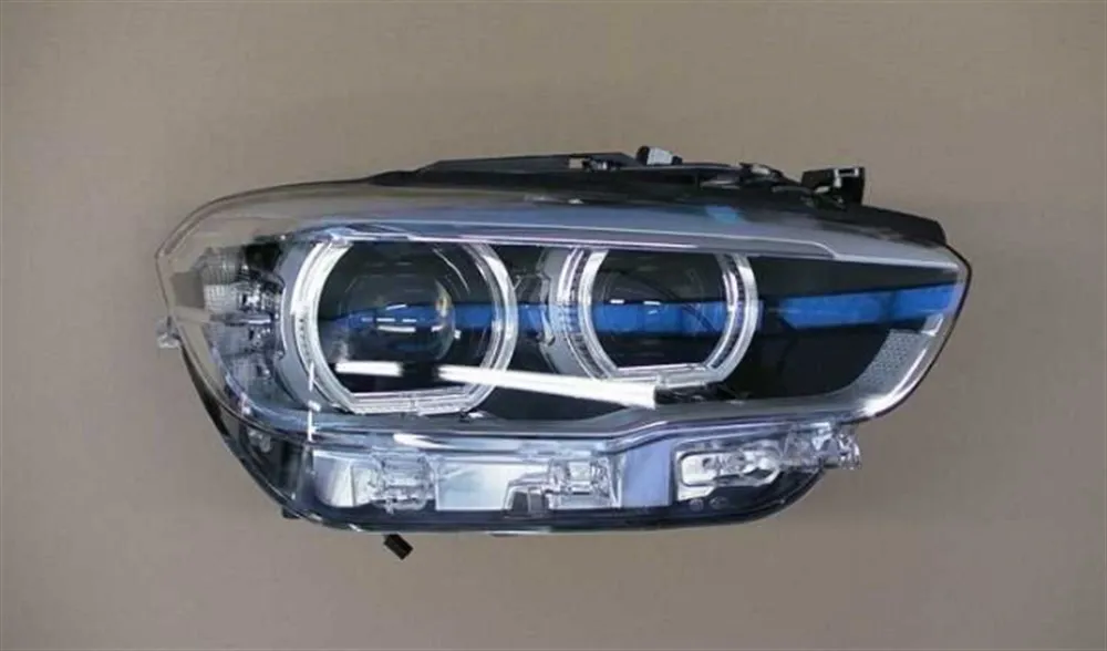 BMW FAR F20 LCI SAĞ XENON LEDLİ