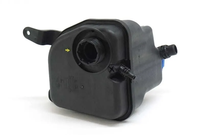 BMW RADYATÖR SU DEPOSU E90 LCI N55