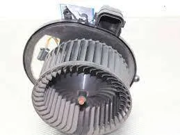 BMW KALORİFER FAN MOTORU F30