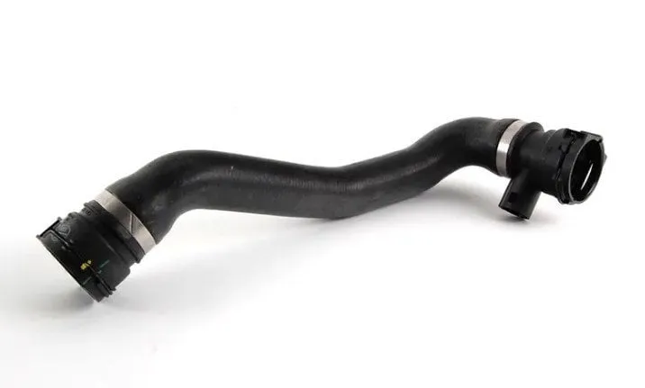 BMW RADYATÖR HORTUMU E60-65 M54