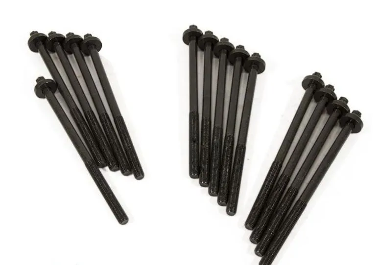 BMW SİLİNDİR KAPAK SAPLAMASI M57 N N57