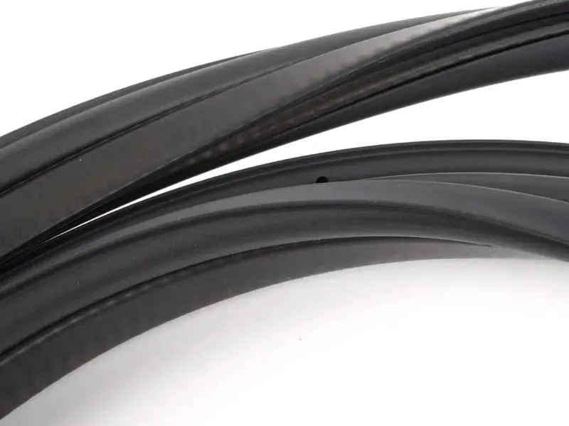 BAGAJ LASTİĞİ F 30