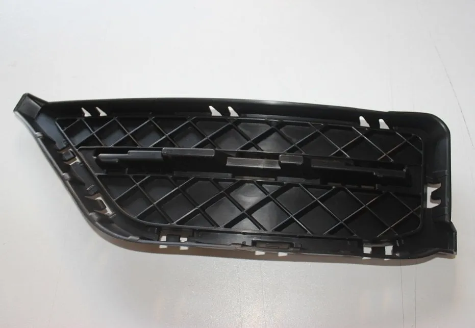 BMW X1 SERİ E84 TAMPON IZGARASI SOL 51117303757