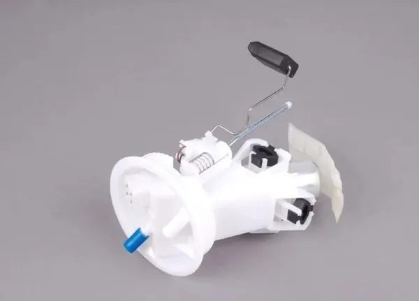 BMW BENZİN POMPASI E36 BEYAZ