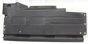 AUDİ A4 2008-2012 ALT TABAN KAPLAMASI SAĞ PLASTİK 8K0825208D