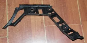 VOLKSWAGEN GOLF6 2009-2013 TAMPON BAĞLANTI BRAKETİ ARKA SAĞ 5K6807394C