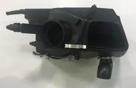 AUDİ A4 2005-2011 HAVA FİLTRE KUTUSU 2.0 BENZİNLİ 4F0133835M