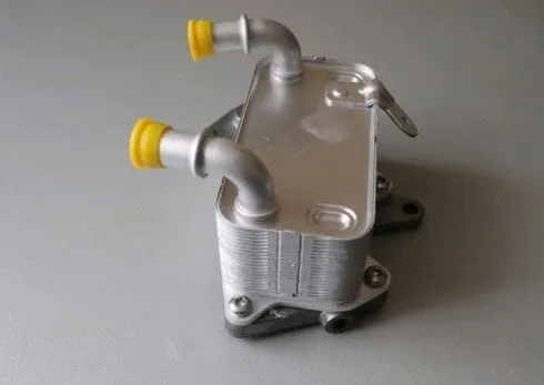 VW YAĞ SOĞUTUCU PASSAT 130- BKP  A4 BRE