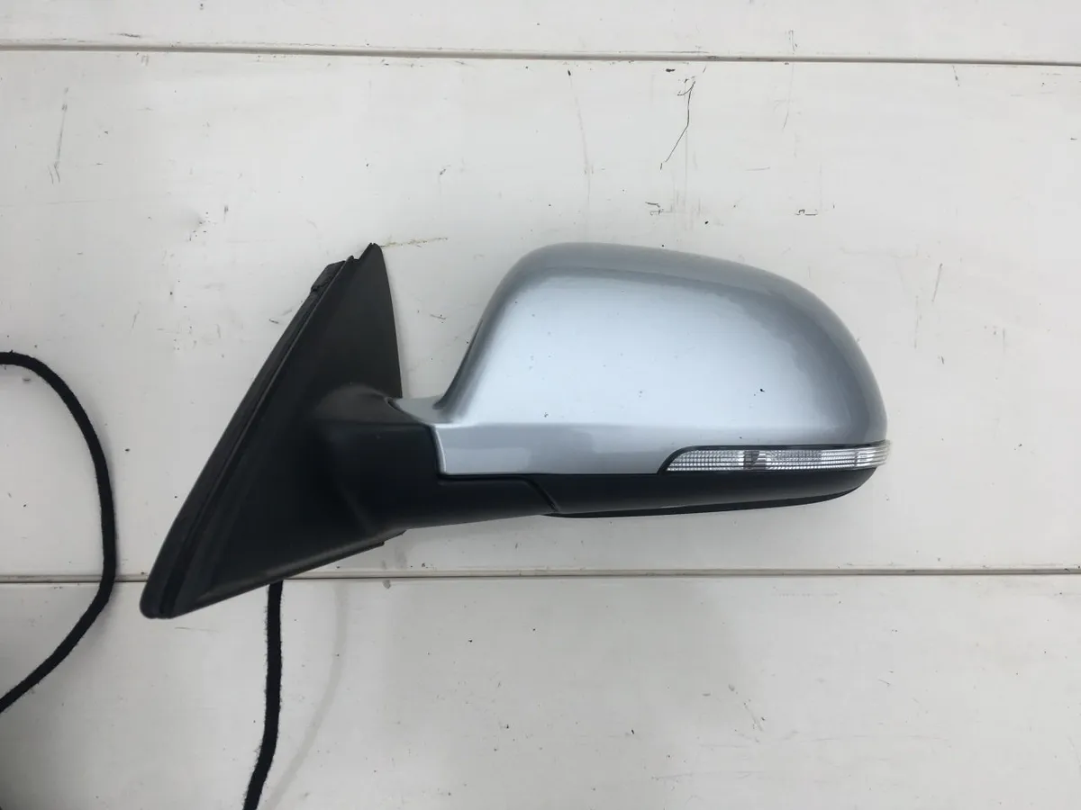 SKODA SUPERB 2008-2015 AYNA KOMPLE SOL ÇEVRE AYDINLAMALI KATLANIR 13 PİN 3T1857507CB