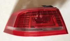 VOLKSWAGEN PASSAT 2012 SONRASI STOP LAMBASI LEDLİ DIŞ SAĞ 3AE945208B